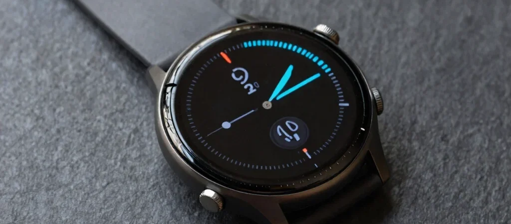 Smartwatches for Fitness Tracking: Sensor Precision and Battery Life